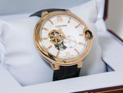 The Best Kept Secrets About watch hand male accessories