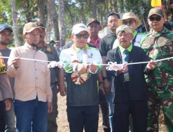 Raungan Mesin Menggelegar! Sirkuit Cibayawak Resmi Dibuka, Grasstrack HUT RI ke-81 Banjir Rider Jabar-Banten